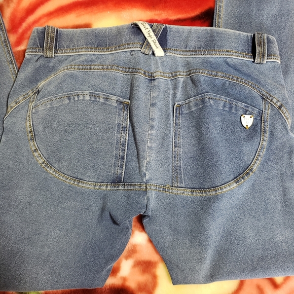 🎉🎉CLEARANCE🎉🎉 Top Trends Push.Up Pants Sz 34 - Picture 2 of 6